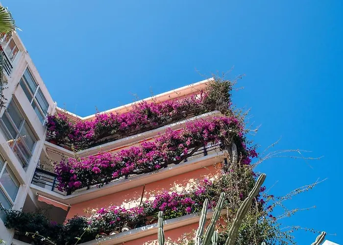 Perfect Terrace, Amazing Views, Great Location *